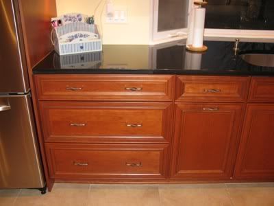 33'', 3-Drawer Drawer Base
